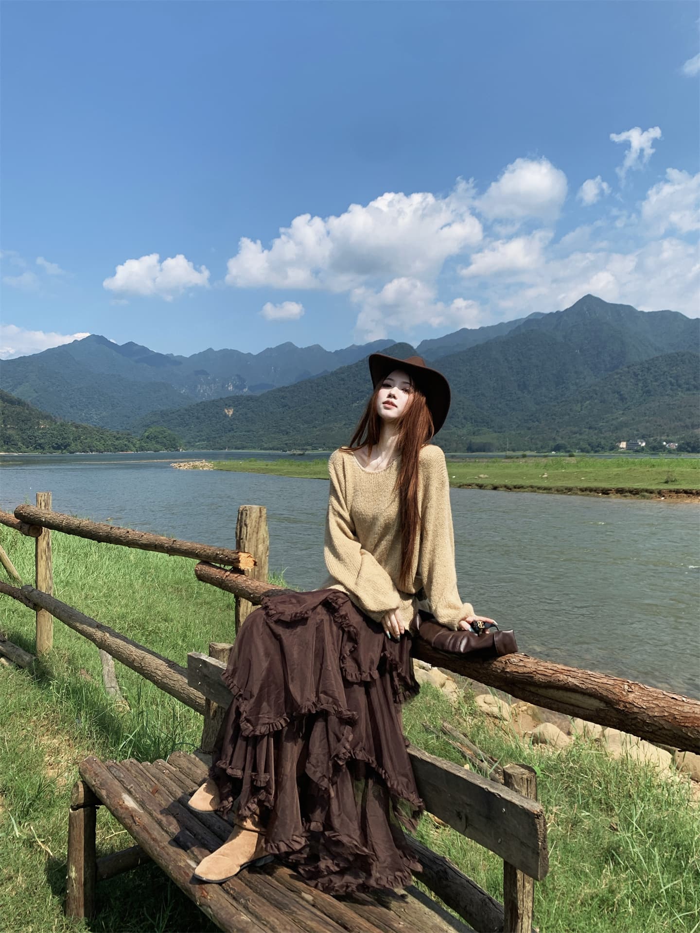 실사 추안 웨스트 초원 서북 대 环线 여행 착용 가져 가라. 느긋한 루즈핏 스웨터 불규칙 프릴 빅 플레어 스커트 이미지 2