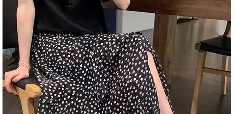 지금 한 부서 레트로 작은 꽃무늬 반신 스커트 여성 2026 여름 임산부 새로운 측면 트임 밴딩 하이웨이스트 케이크 드레스 상세 이미지 5
