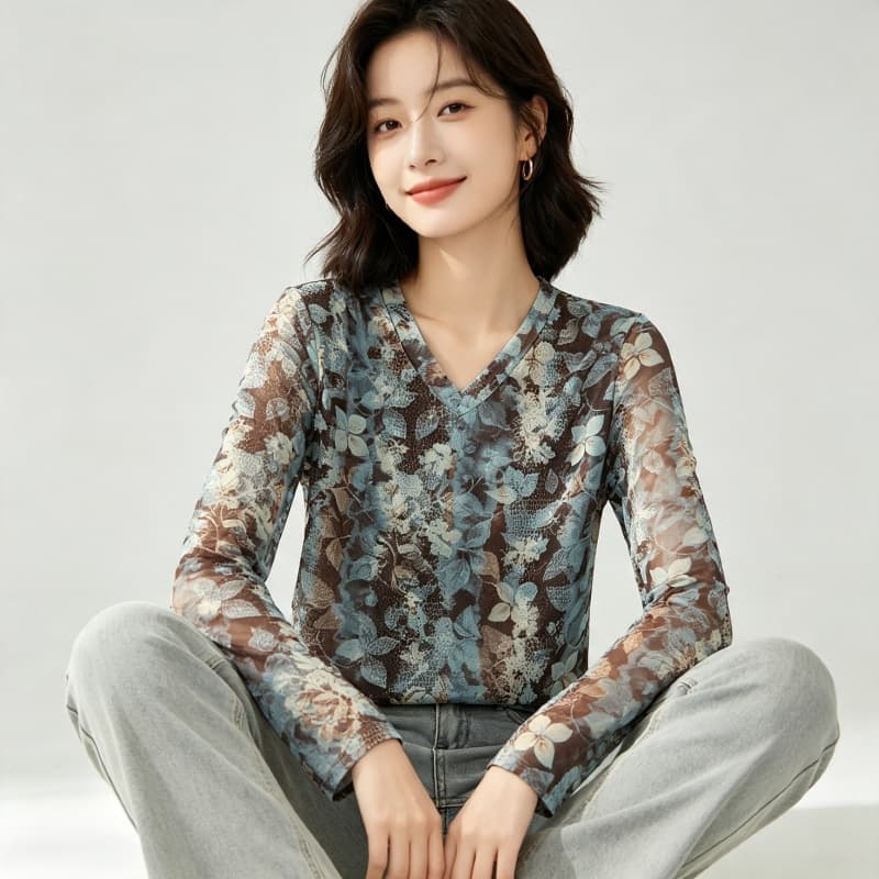 가을 신제품 레이스 기본 셔츠 여성 외국 가스 V넥 한국 스타일 몸매 가꾸기 슬림해 보이는 품격 망사 인사이드 가져 가라. 긴팔 맨위