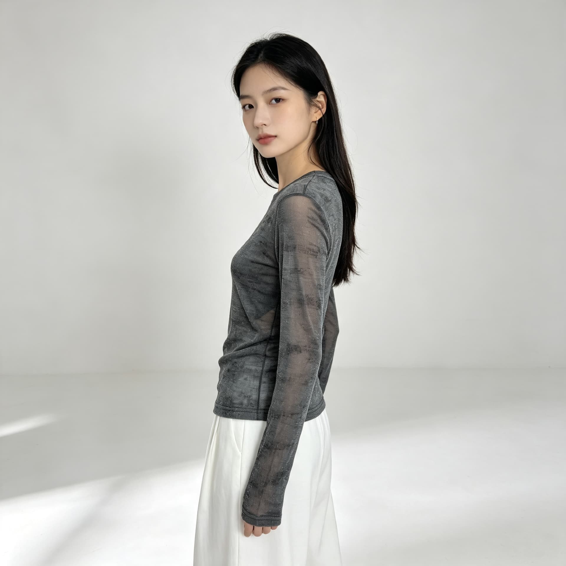 가을 신제품 레이스 기본 셔츠 여성 외국 가스 라운드 넥 한국 스타일 몸매 가꾸기 슬림해 보이는 품격 망사 인사이드 가져 가라. 긴팔 맨위 상세 이미지 5