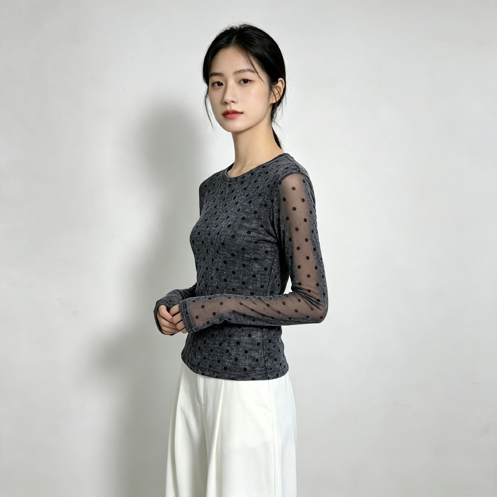 가을 신제품 레이스 기본 셔츠 여성 외국 가스 라운드 넥 한국 스타일 몸매 가꾸기 슬림해 보이는 품격 망사 인사이드 가져 가라. 긴팔 맨위 이미지 4