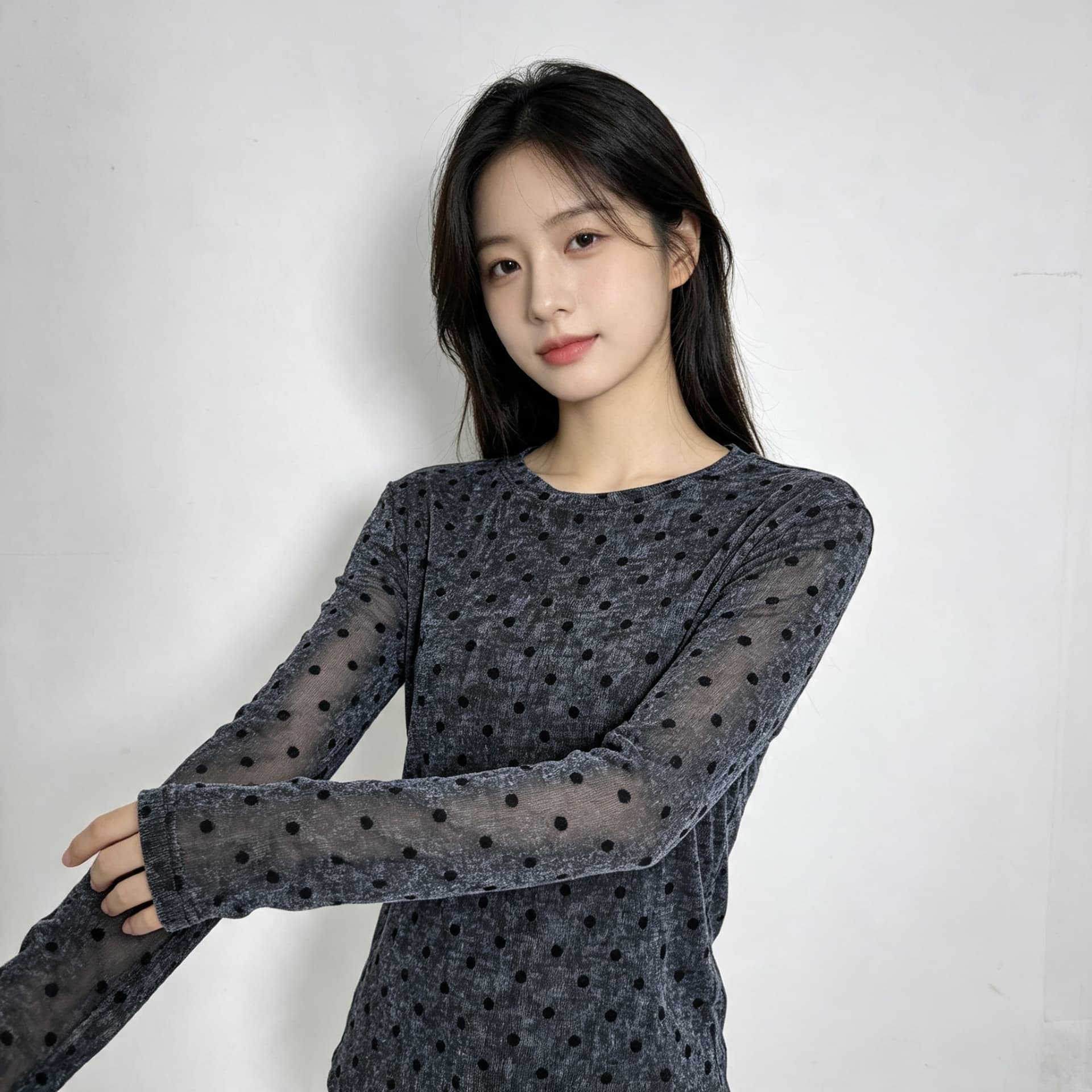 가을 신제품 레이스 기본 셔츠 여성 외국 가스 라운드 넥 한국 스타일 몸매 가꾸기 슬림해 보이는 품격 망사 인사이드 가져 가라. 긴팔 맨위 상세 이미지 1