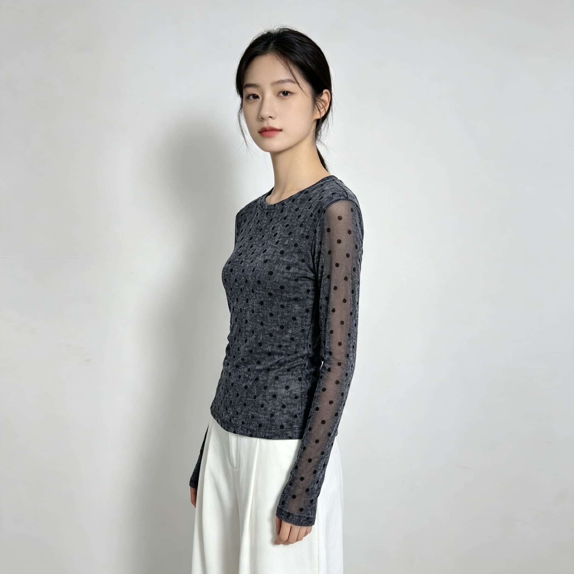 가을 신제품 레이스 기본 셔츠 여성 외국 가스 라운드 넥 한국 스타일 몸매 가꾸기 슬림해 보이는 품격 망사 인사이드 가져 가라. 긴팔 맨위 상세 이미지 3