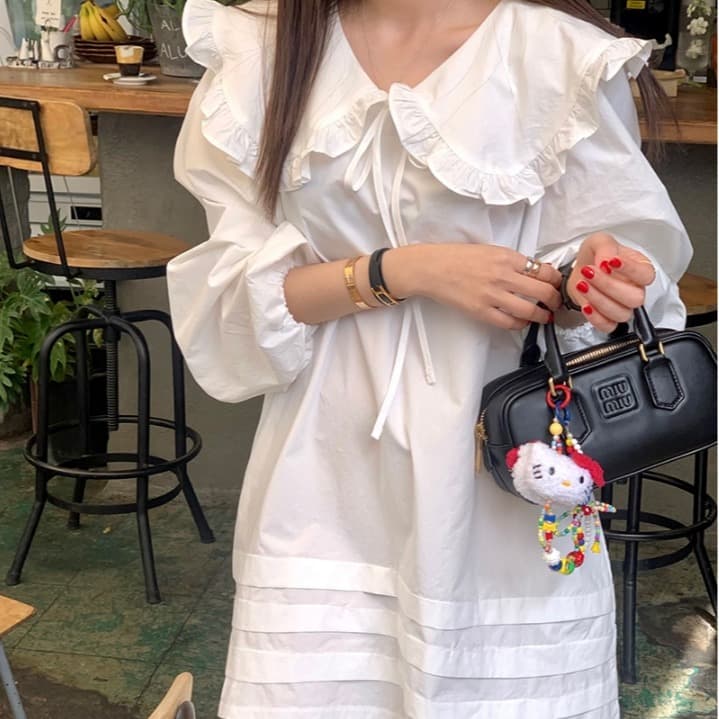 있음 선적 달콤함 풀오버 프릴 칼라 레이스업 루즈핏 드레스 이미지 3