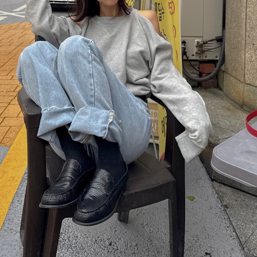 있음 선적 라운드 넥 홀로우 아웃 오프숄더 긴팔 후드티 여성 상세 이미지 2