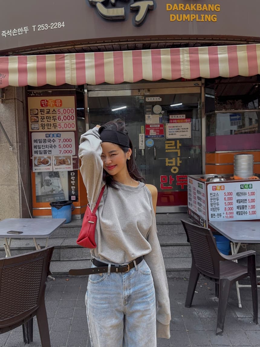 있음 선적 라운드 넥 홀로우 아웃 오프숄더 긴팔 후드티 여성 상세 이미지 11
