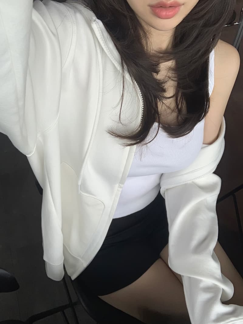 있음 선적 단색 다용도 후드 지퍼 긴팔 여성 코트 상세 이미지 20