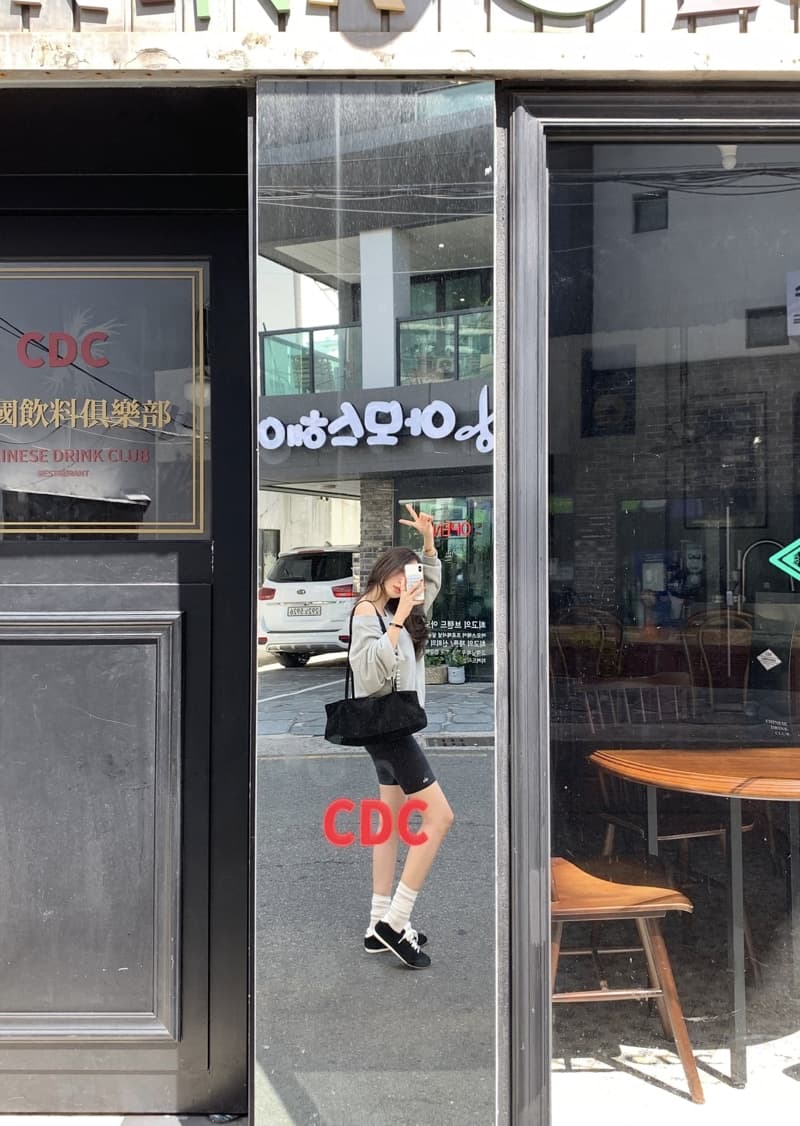 있음 선적 외국 가스 오프숄더 긴팔 단색 두꺼운 루즈핏 풀오버 스웨트셔츠 상세 이미지 51