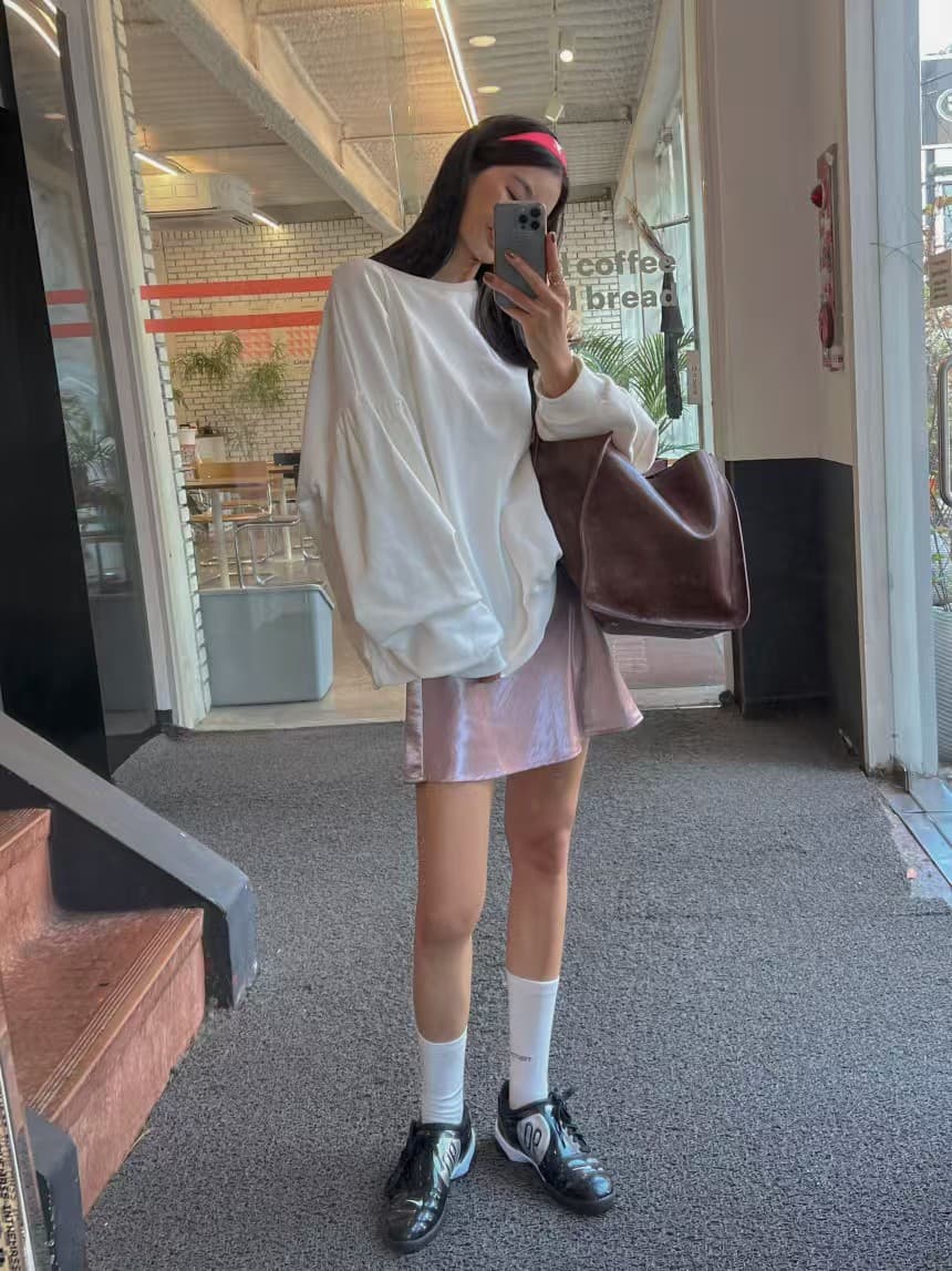 있음 선적 레이스업 패션 백리스 루즈핏 캐주얼 운동 후드티 상세 이미지 5