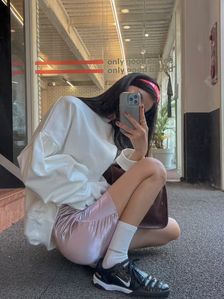 있음 선적 레이스업 패션 백리스 루즈핏 캐주얼 운동 후드티 상세 이미지 6