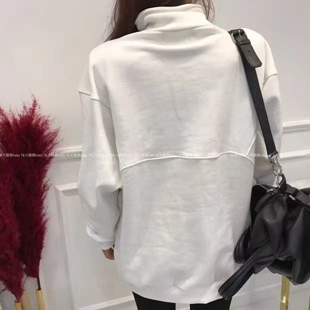 있음 선적 새로운 단색 자수 알파벳 털이 있는 후드티 상세 이미지 3