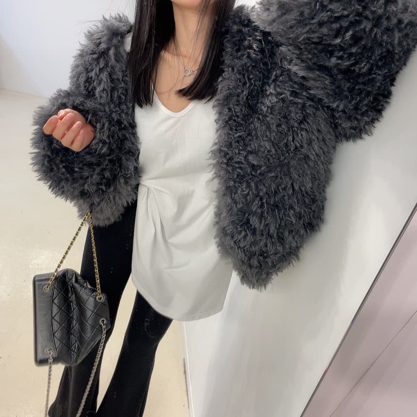 있음 선적 인공 환경 보호 모피 푹신한 털이 많은 모피 재킷 여성 겨울 솜을 넣은 상세 이미지 31