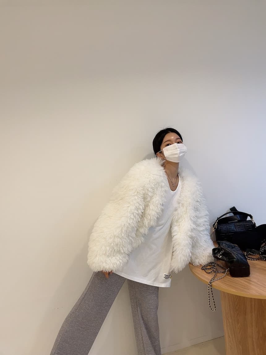 있음 선적 인공 환경 보호 모피 푹신한 털이 많은 모피 재킷 여성 겨울 솜을 넣은 상세 이미지 38