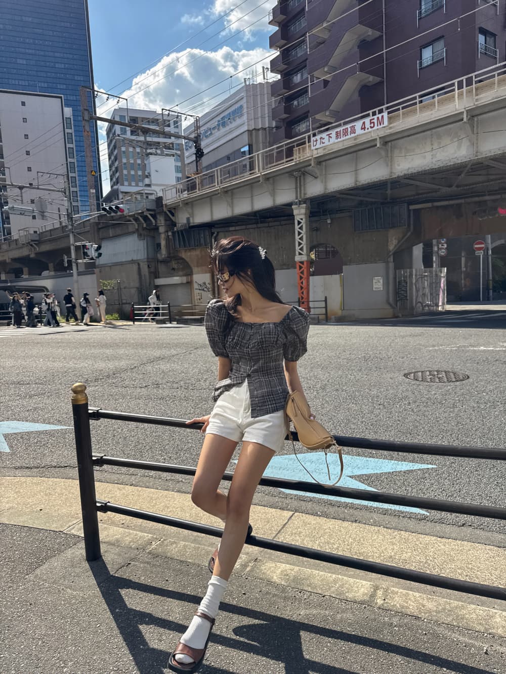 새로운 레트로 체크무늬 부서 버클 주름 거품 소매 반팔 맨위 상세 이미지 32