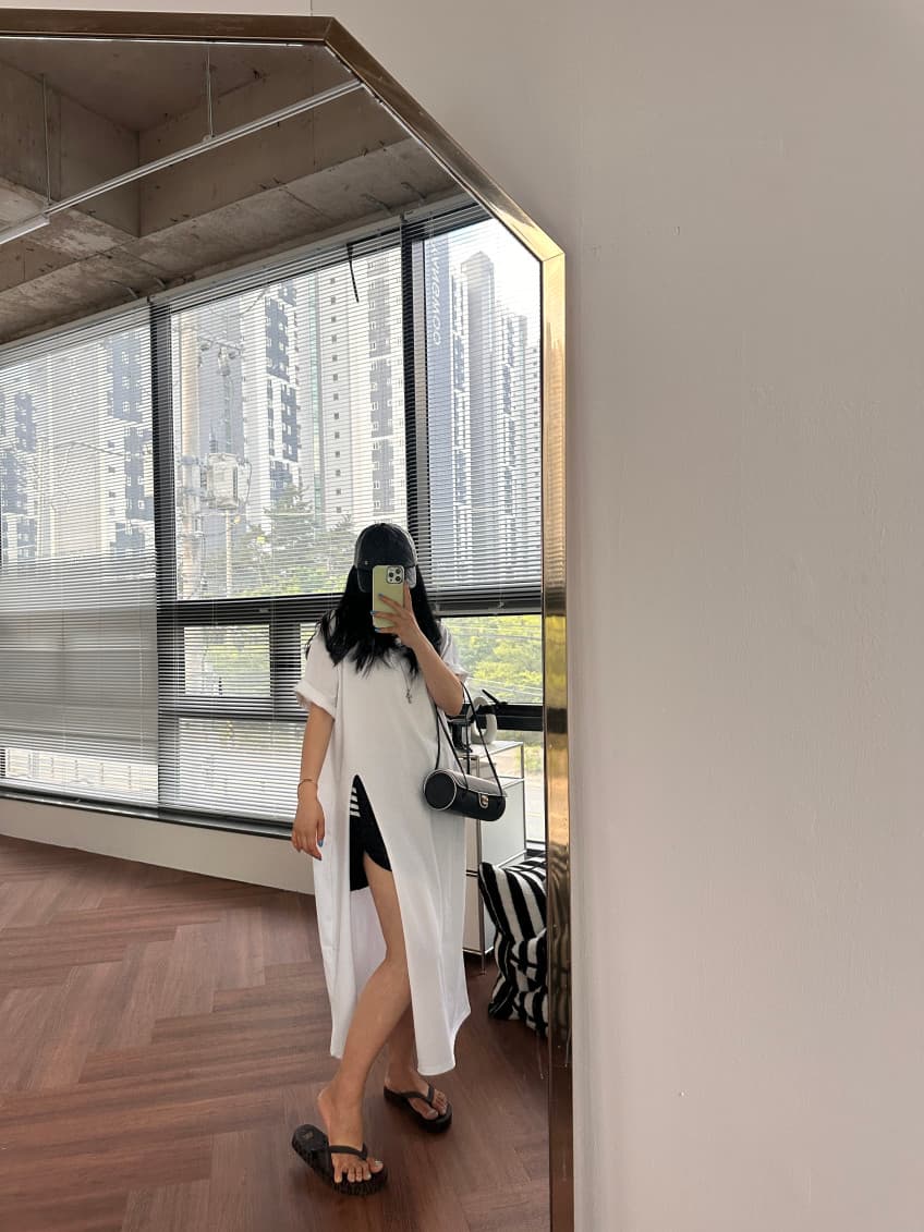 새로운 한국 스타일 측면 트임 중간 길이 티셔츠 상세 이미지 3