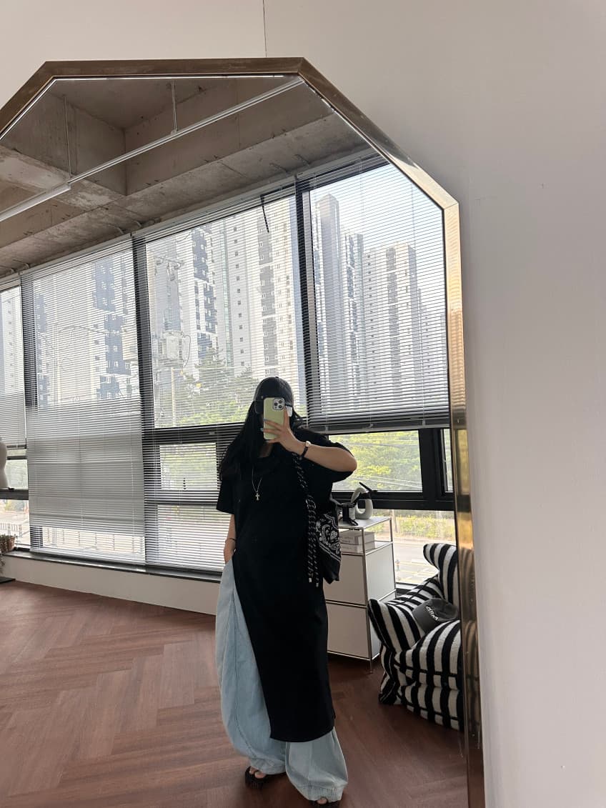 새로운 한국 스타일 측면 트임 중간 길이 티셔츠 상세 이미지 15