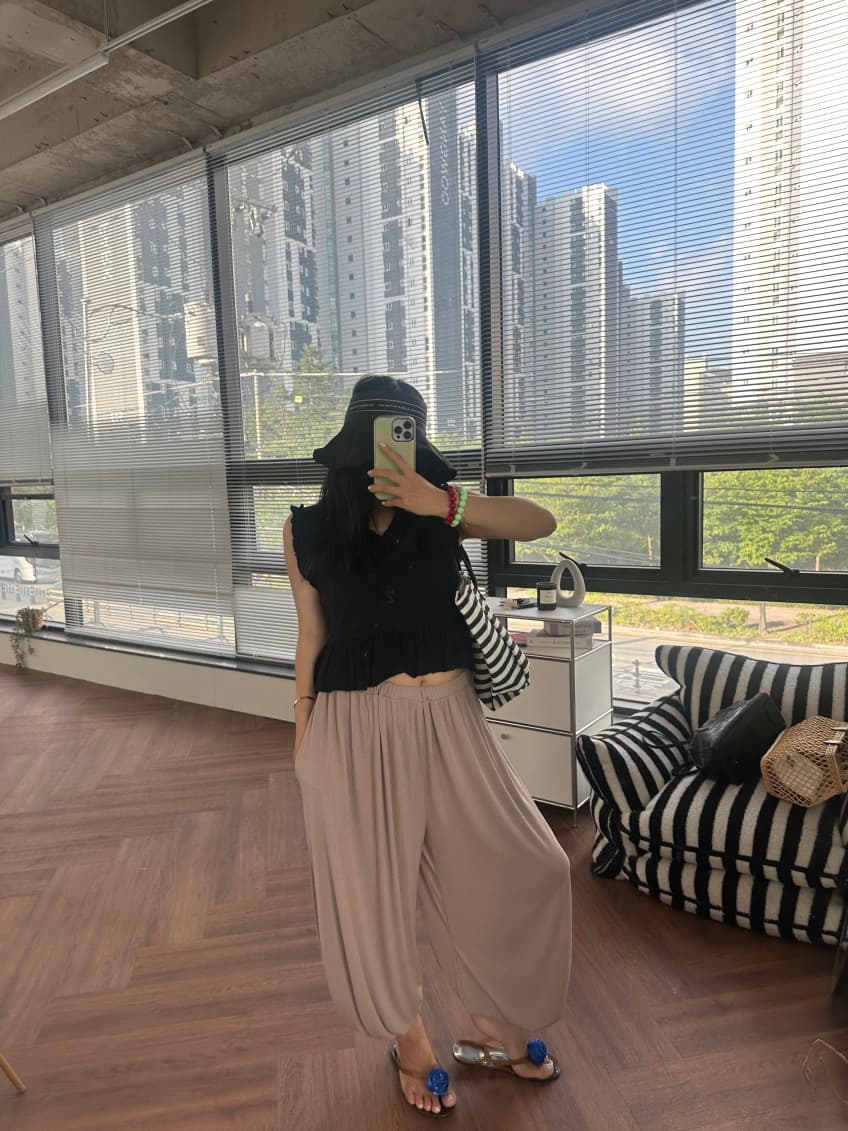새로운 고급 단색 프릴 민소매 조끼 여성 상세 이미지 6