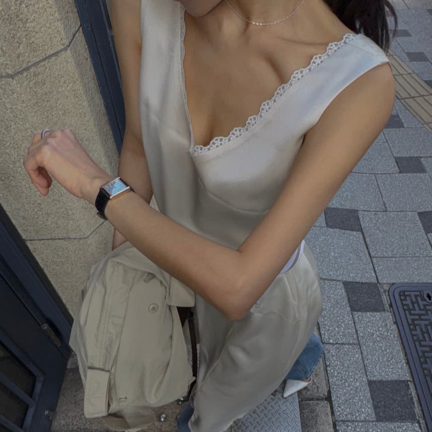 있음 선적 새로운 레이스 빅 브이 넥 민소매 드레스