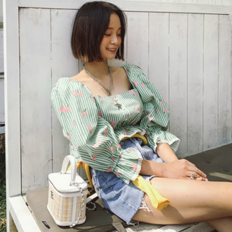 있음 선적 달콤함 품격 보트넥 밴딩 허리 수축 레이스 측면 작은 꽃무늬 셔츠 이미지 5