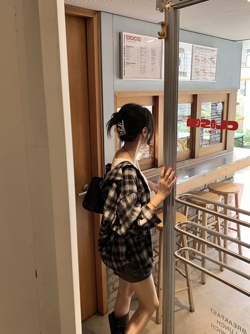 있음 선적 새로운 레트로 문예 바람 격자 무늬 셔츠 루즈핏 슬림해 보이는 캐주얼 셔츠 재킷 상세 이미지 24