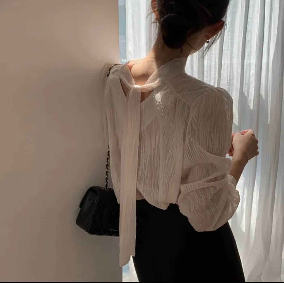 선물 화물 한 부서 우아함 품격 리본 디자인 센스 V넥 거품 소매 여성 셔츠 루즈핏 Chic 맨위 상세 이미지 7