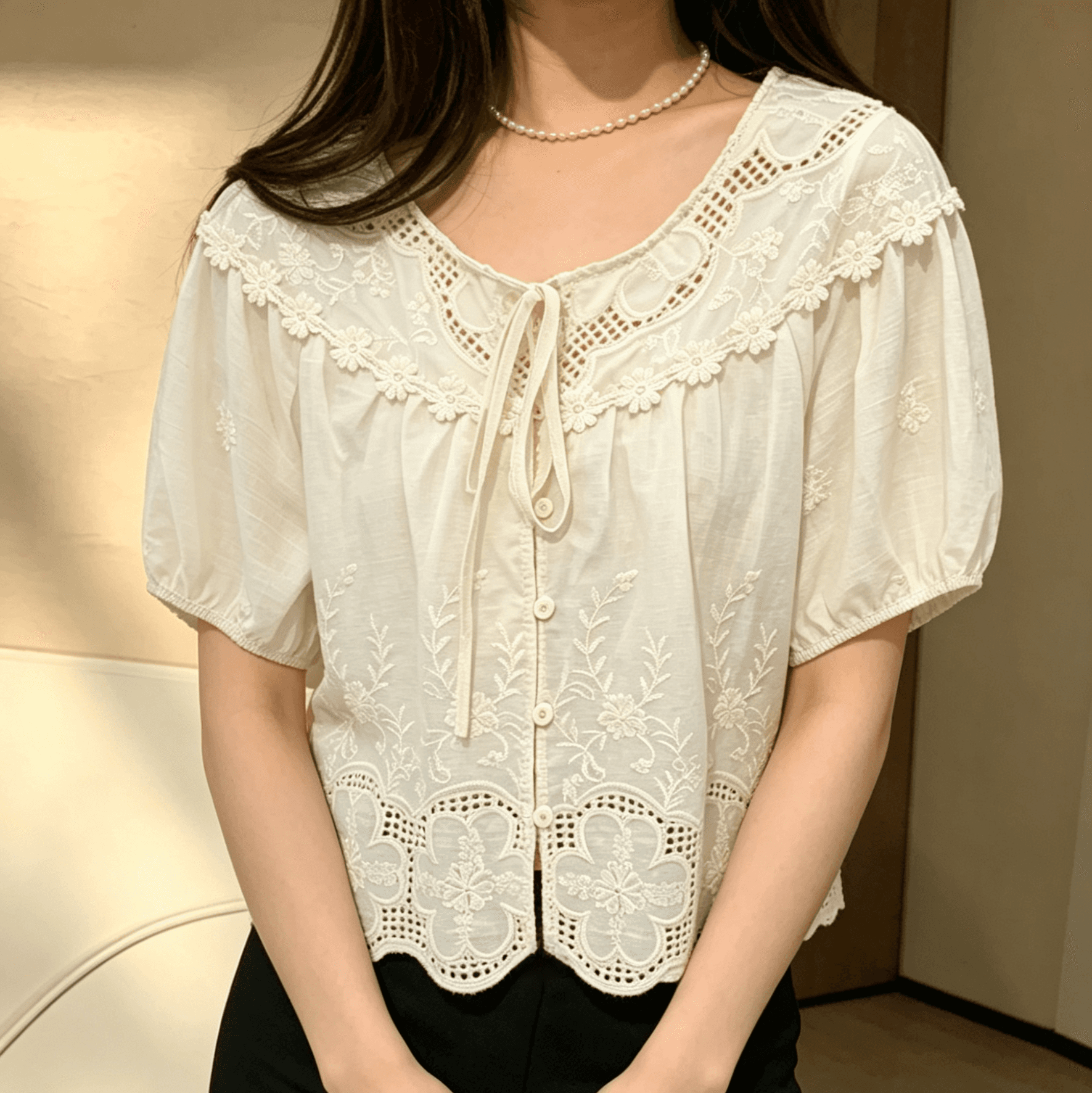 선물 화물 디자인 센스 자수 홀로우 아웃 셔츠 여성 부드러운 Chic 연령 감소 레이스업 작은 셔츠 상세 이미지 6