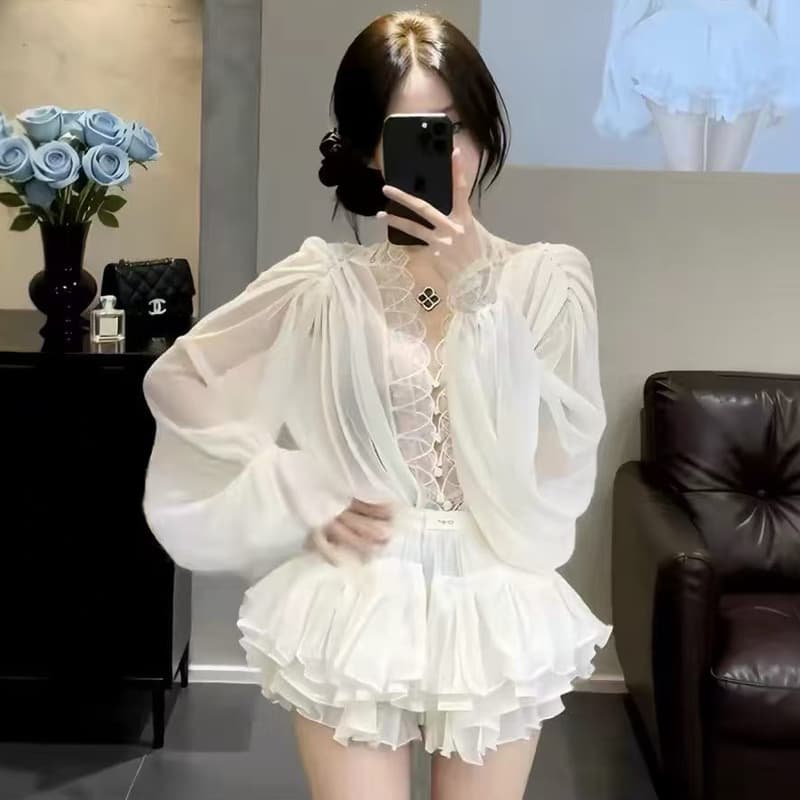 프랑스식 순수한 욕망 디자인 센스 레이스 조각 벌룬 소매 여성 셔츠 봄 달콤함 품격 퍼프 반신 치마 세트