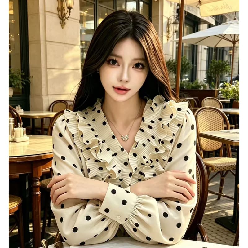 프릴 디자인 센스 도트 무늬 긴팔 여성 셔츠 가을 패션 품격 루즈핏 슬림해 보이는 쉬폰 톱 이미지 5