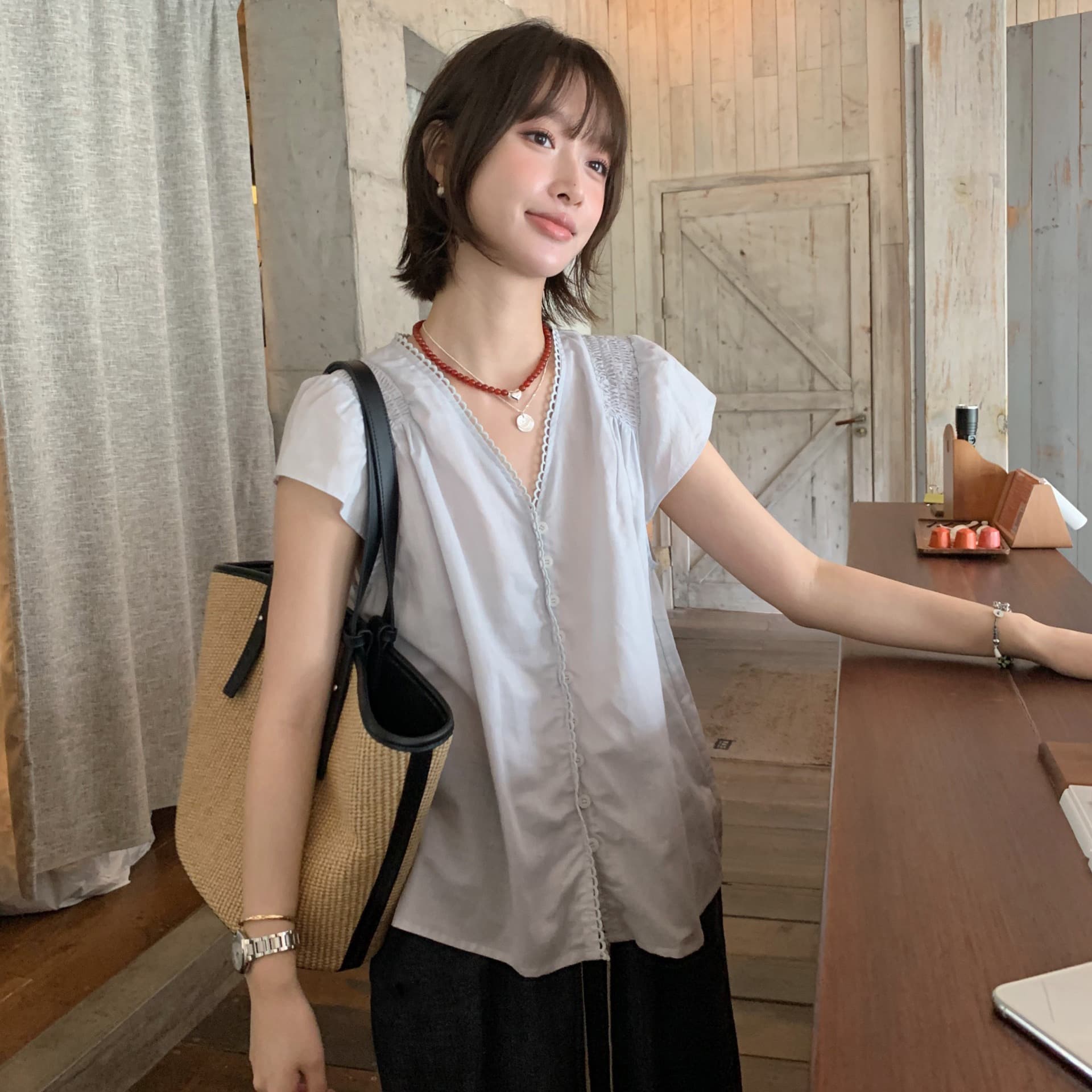 크기 있음 업데이트 한 부서 품격 싱글 줄 버튼 반팔 셔츠 루즈핏 다용도 여름 새로운 얇은 스타일 셔츠 이미지 4