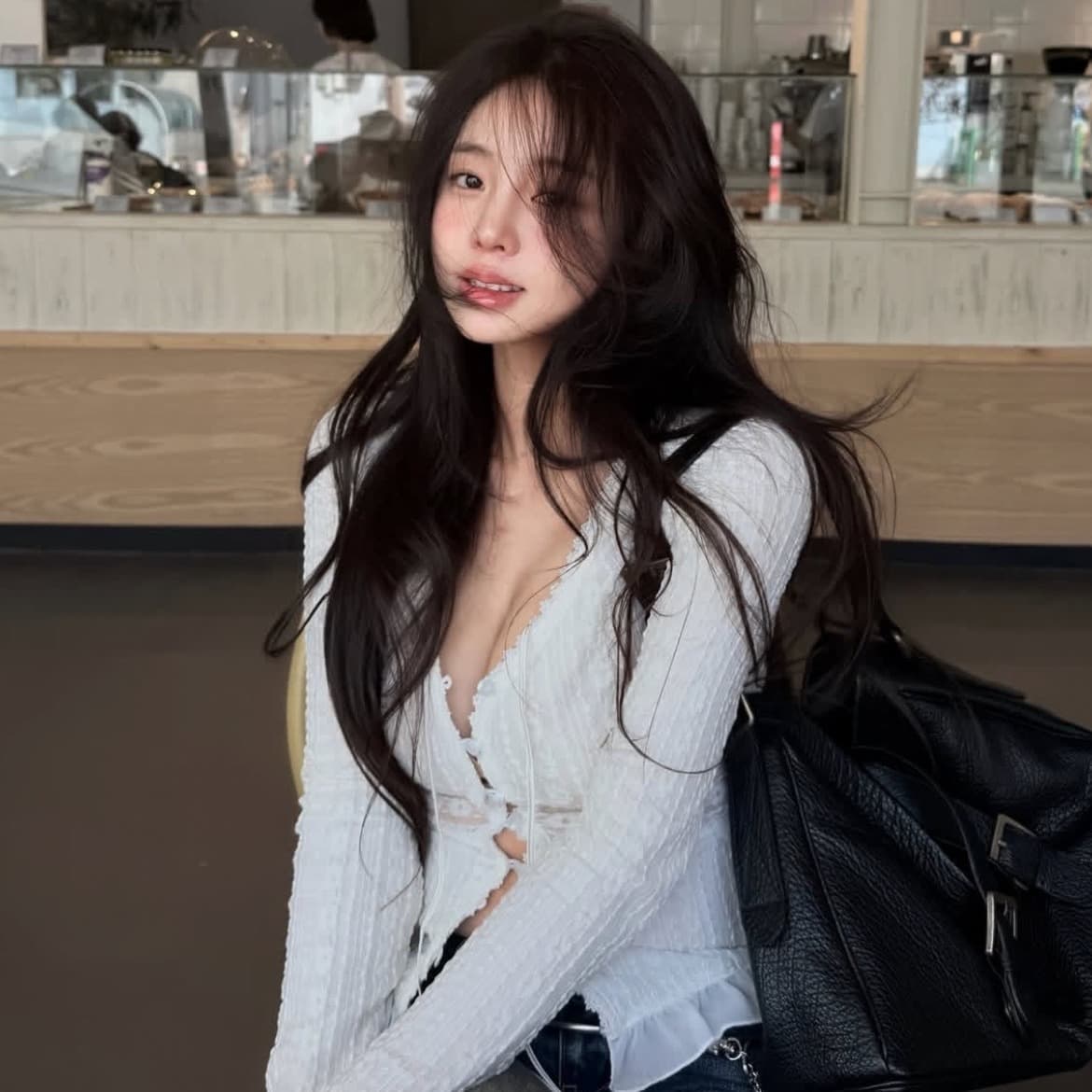 크기 있음 업데이트 V넥 레이스 조각 오픈 가디건 긴팔 몸매 가꾸기 슬림해 보이는 섹시함 순수한 욕망 바람 맨위 봄 여름 셔츠 이미지 4