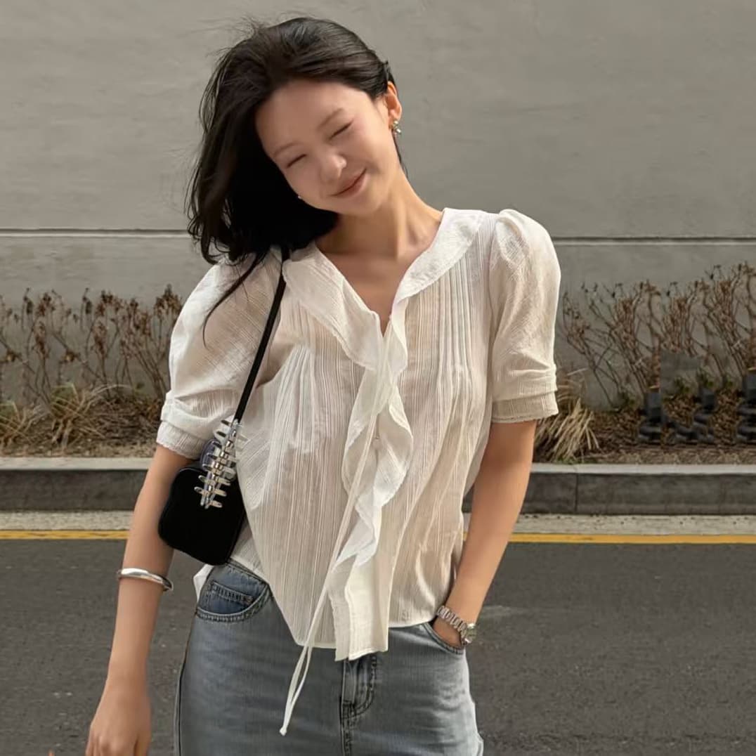 크기 있음 업데이트 프랑스식 레트로 품격 프릴 V 넥 셔츠 느긋한 바람 디자인 센스 작은 대중 플리츠 맨위 이미지 3