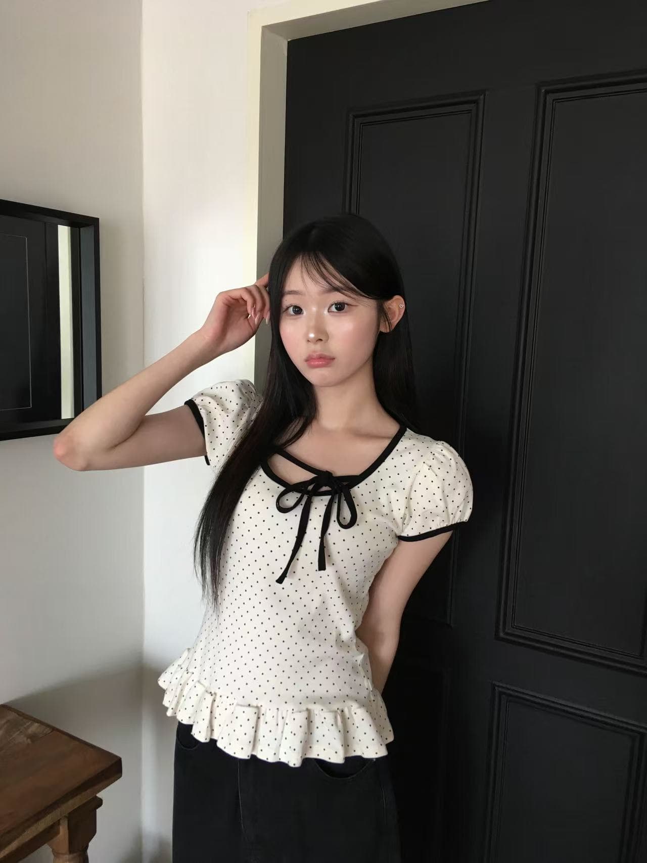 크기 있음 업데이트 한국 달콤함 작은 대중 디자인 센스 반팔 여성 여름 몸매 가꾸기 슬림해 보이는 다용도 스트랩 티셔츠 맨위 상세 이미지 5
