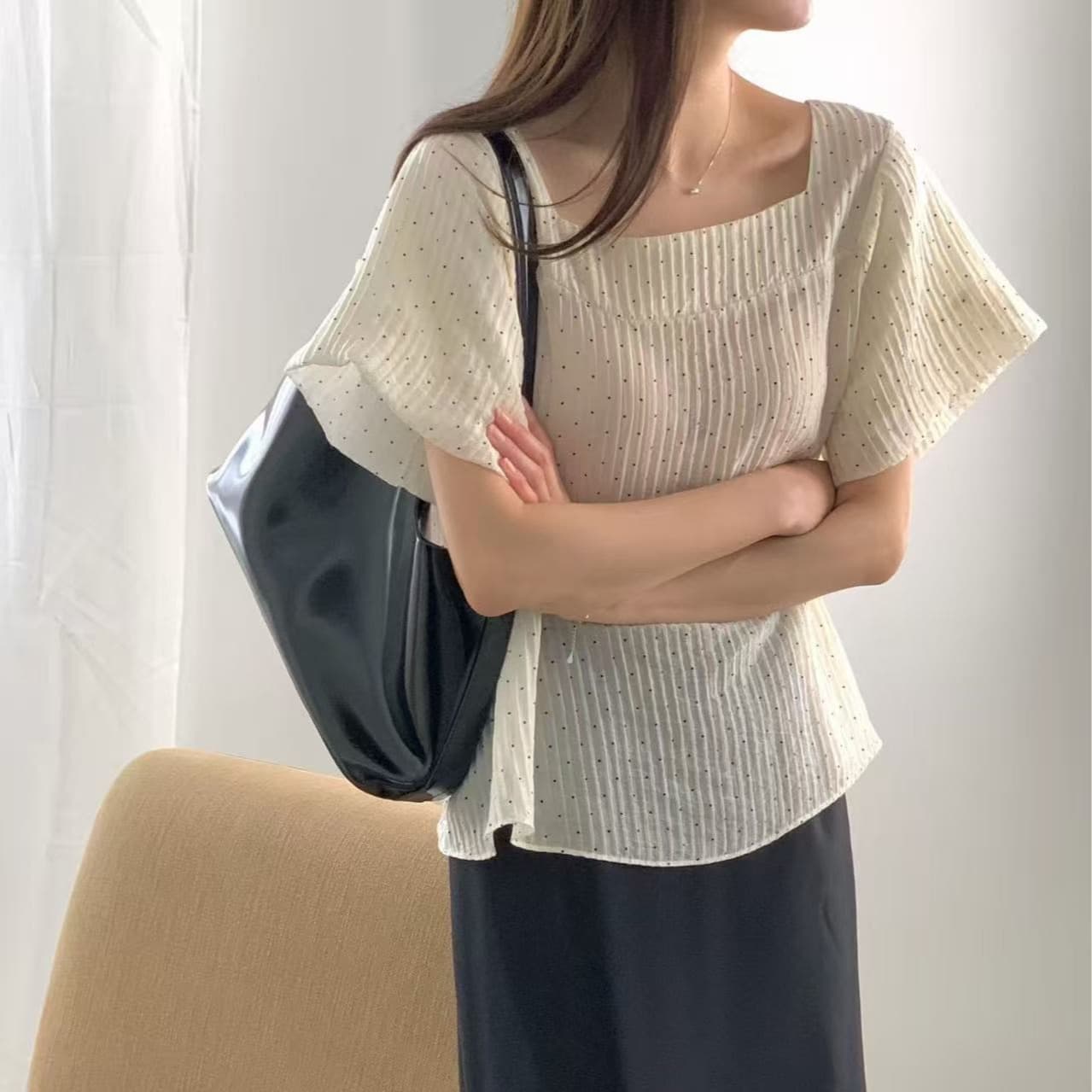 크기 있음 업데이트 한국 동대문 여름 차가운 센스 라운드 넥 도트 무늬 루즈핏 셔츠 맨위