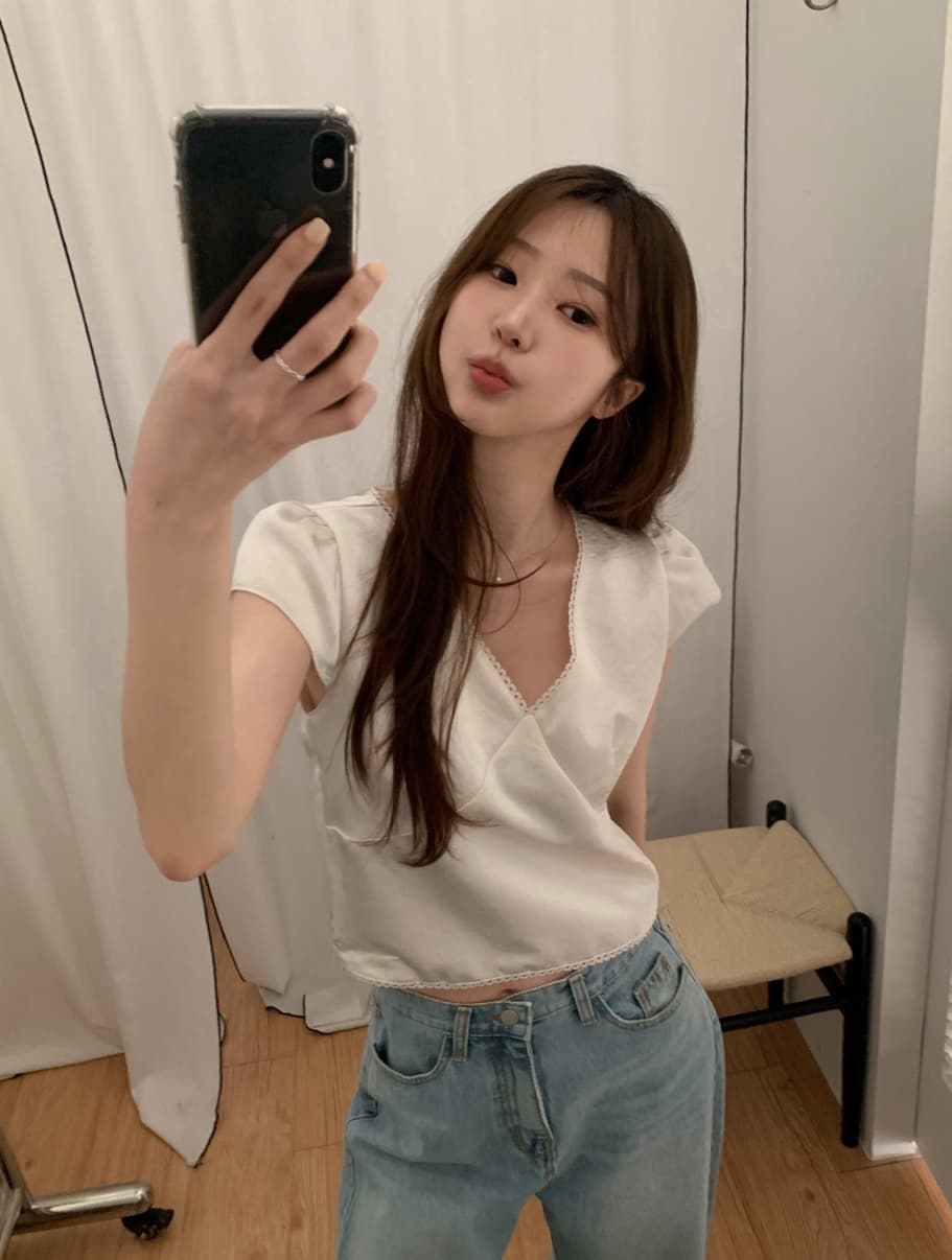 크기 있음 업데이트 프랑스식 품격 우아함 레트로 미니멀리즘 V넥 일상 다용도 작은 셔츠 구슬 빛 센스 맨위 상세 이미지 10