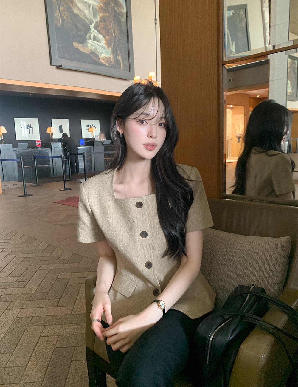크기 있음 업데이트 한 부서 레트로 품격 작은 샤넬 스타일 광장 칼라 허리 수축 슬림해 보이는 반팔 우아함 다용도 출퇴근 재킷 상세 이미지 2
