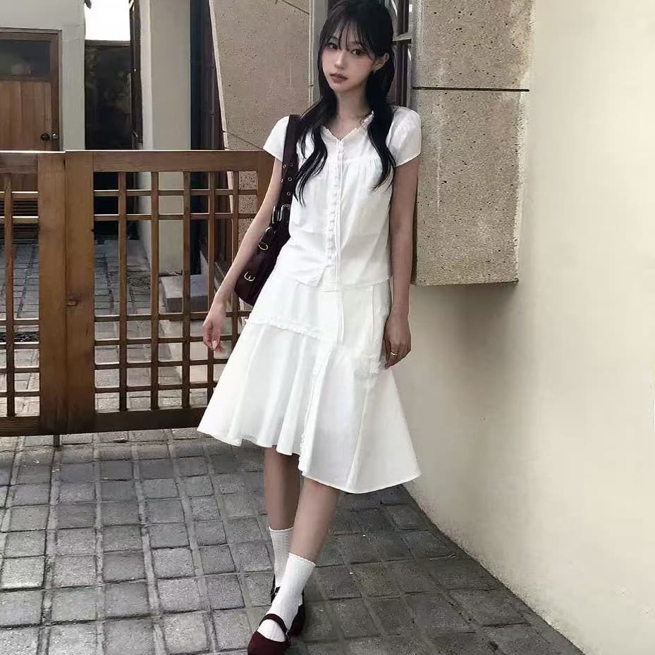 한 부서 부드러운 달콤함 연령 감소 프릴 싱글 줄 버튼 다용도 셔츠 불규칙 반신 스커트 세트