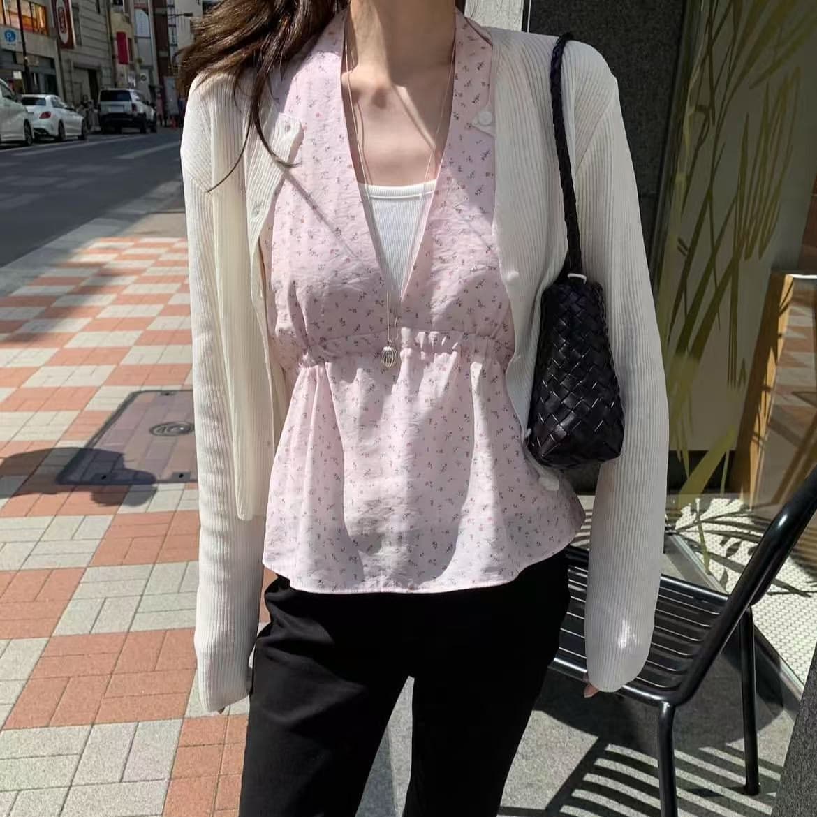 한 부서 미니멀리즘 작은 청신 꽃무늬 행침 목 조끼 다용도 출퇴근 스택 착용 쉬폰 작은 셔츠 제외 된 만나는 조끼 이미지 2