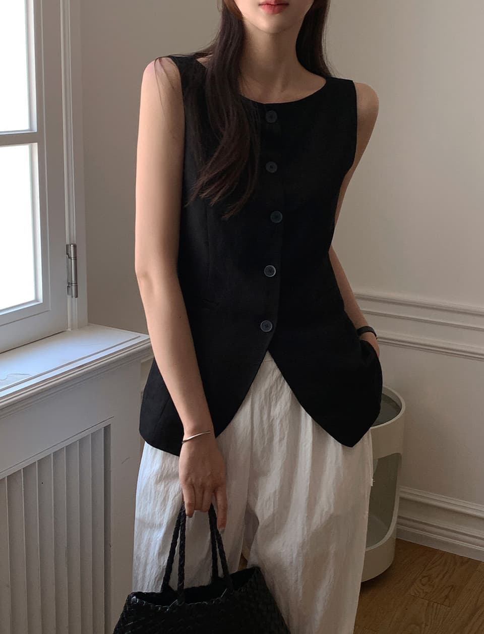 크기 있음 업데이트 프랑스식 우아함 미니멀리즘 품격 싱글 줄 버튼 슬림해 보이는 디자인 섹션 네클라인 셔츠 맨위 상세 이미지 20
