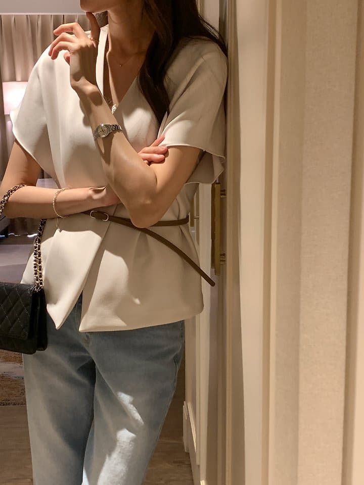 한 부서 미니멀리즘 품격 V넥 단추 한 알 루즈핏 커프스 반팔 여름 얇은 스타일 짧은 외투 가치가 없다. 벨트 상세 이미지 5