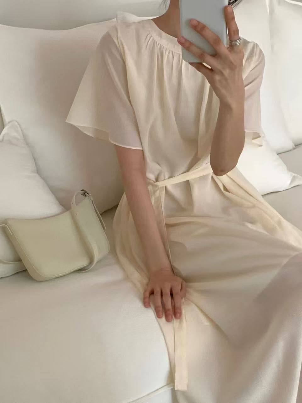 크기 있음 업데이트 한 부서 미니멀리즘 다용도 루즈핏 레이스업 허리 수축 슬림해 보이는 와이드 커프스 전후 둘 착용 드레스 상세 이미지 14