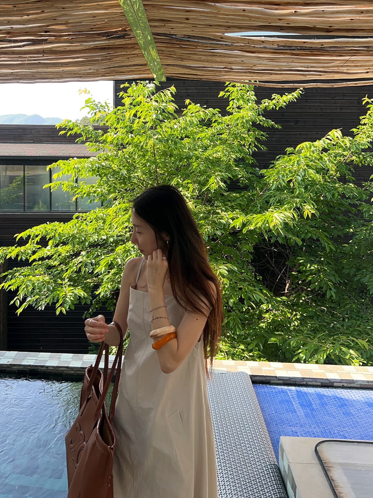 크기 있음 업데이트 한 부서 미니멀리즘 뒤로 레이스업 루즈핏 느긋한 바람 휴가 치마 차가운 센스 슬립 드레스 상세 이미지 10