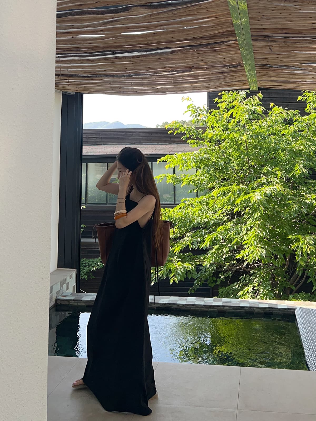 크기 있음 업데이트 한 부서 미니멀리즘 뒤로 레이스업 루즈핏 느긋한 바람 휴가 치마 차가운 센스 슬립 드레스 상세 이미지 15