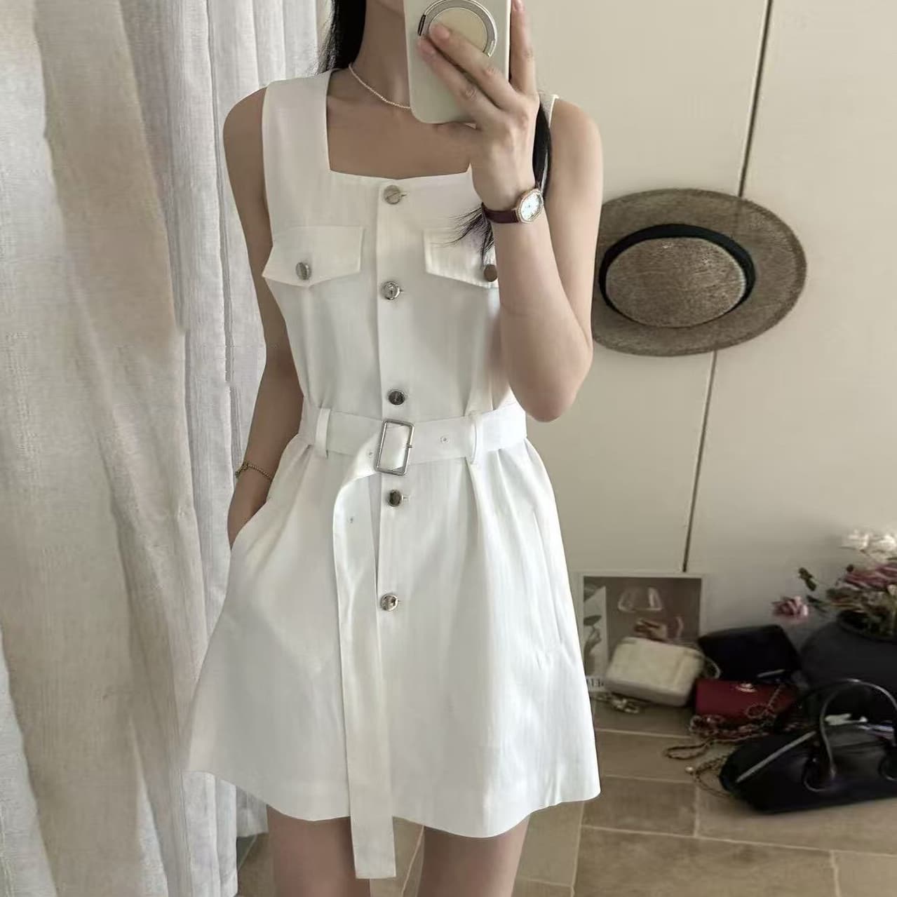 크기 있음 업데이트 한 부서 미니멀리즘 광장 칼라 레이스업 허리 수축 슬림해 보이는 품격 오래된 돈 바람 워크웨어 민소매 드레스 이미지 4
