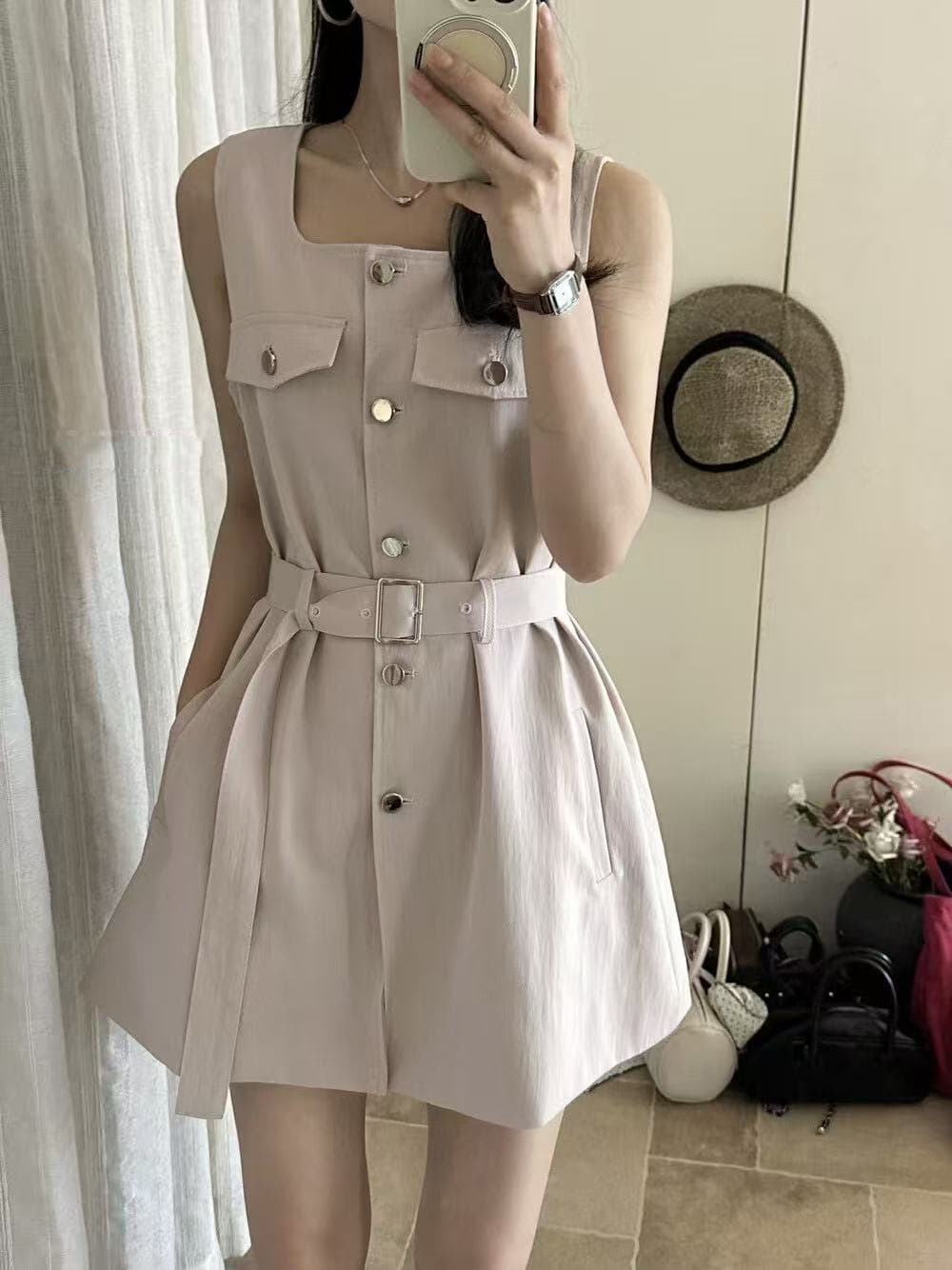 크기 있음 업데이트 한 부서 미니멀리즘 광장 칼라 레이스업 허리 수축 슬림해 보이는 품격 오래된 돈 바람 워크웨어 민소매 드레스 상세 이미지 11
