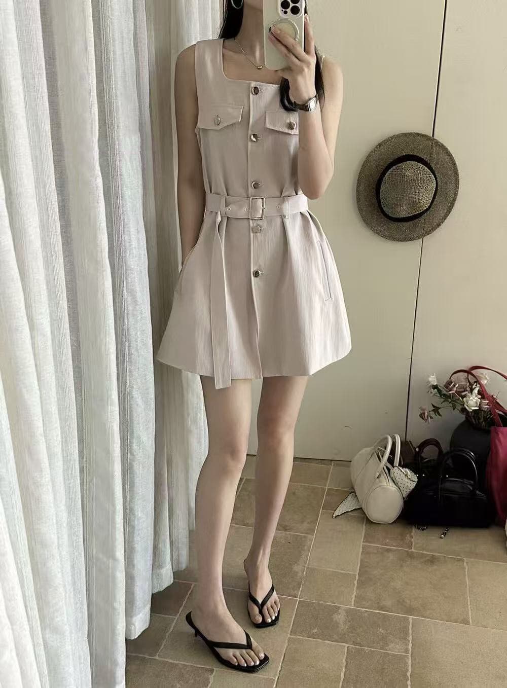 크기 있음 업데이트 한 부서 미니멀리즘 광장 칼라 레이스업 허리 수축 슬림해 보이는 품격 오래된 돈 바람 워크웨어 민소매 드레스 상세 이미지 12
