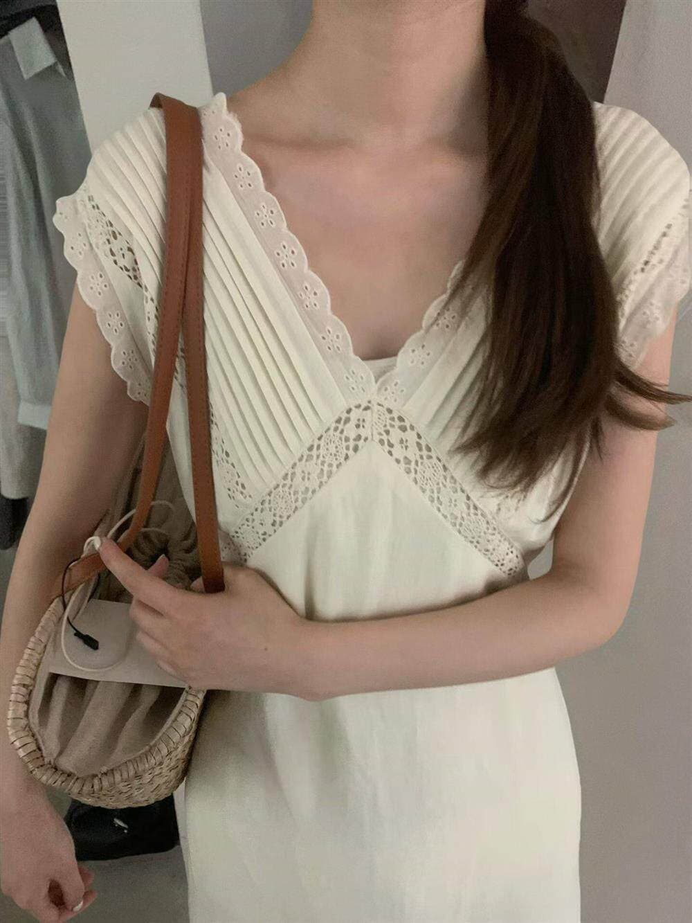 크기 있음 업데이트 프랑스식 레트로 품격 무거운 작업 자수 자수 홀로우 아웃 여성 드레스 V넥 슬림해 보이는 레이스 상세 이미지 5