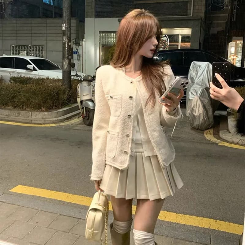 크기 있음 업데이트 한 부서 품격 우아함 작은 샤넬 스타일 미니멀리즘 라운드 넥 싱글 줄 버튼 보온 트위드 짧은 외투 이미지 5