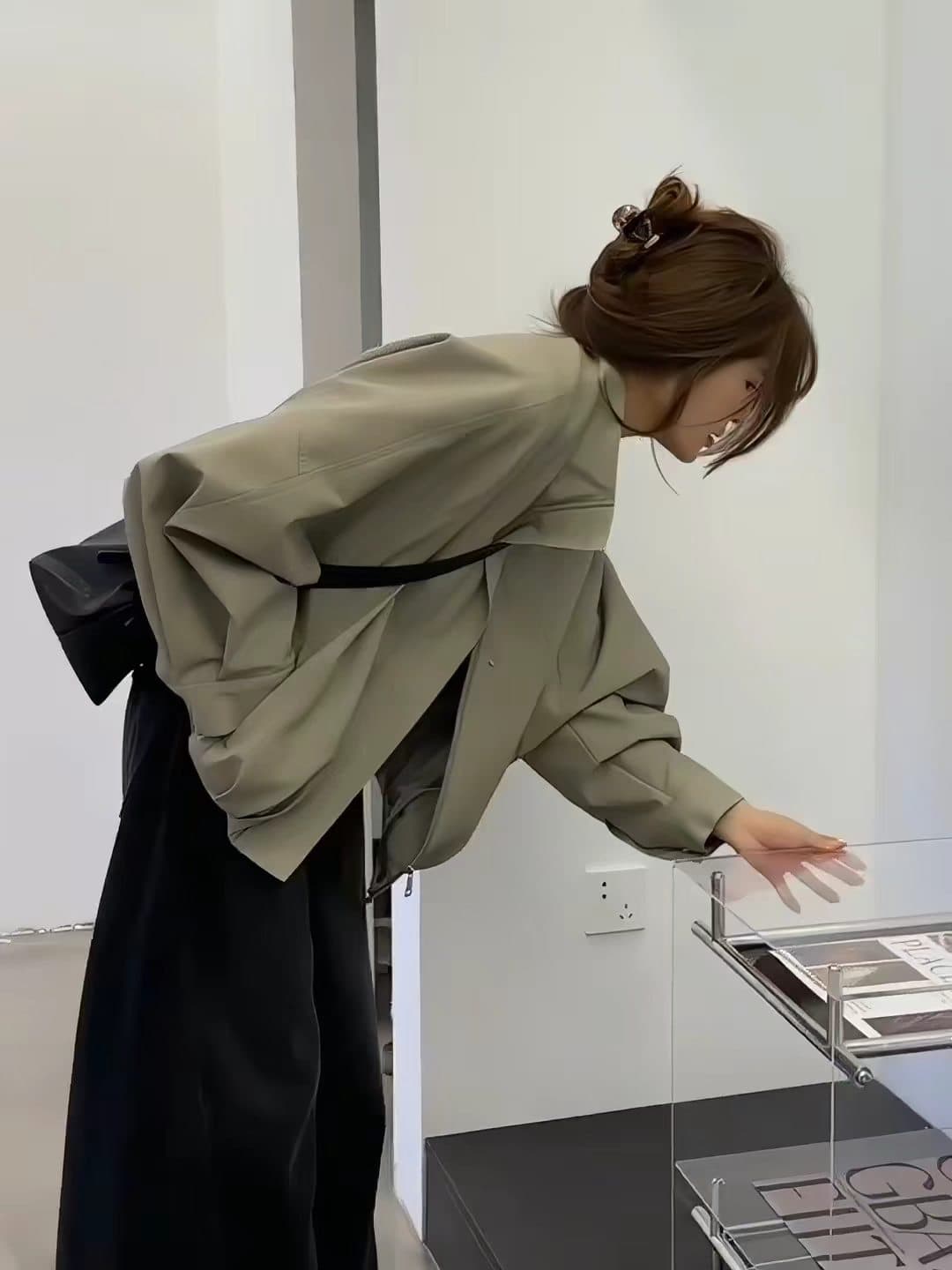 아메리칸 레트로 카키 색 자켓 여성 코트 2026 가을 새로운 고급 센스 고유 한 아름다운 쇼트 스타일 맨위 이미지 4