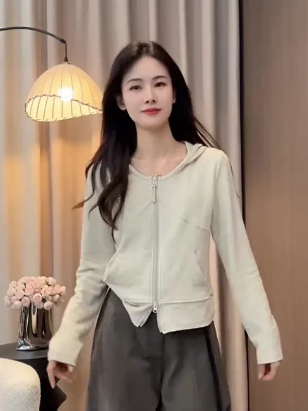 유럽 상품 2026 가을 새로운 한 부서 디자인 센스 후드 지퍼 오픈 가디건 여성 재킷 슬림해 보이는 다용도 캐주얼 맨위 이미지 2