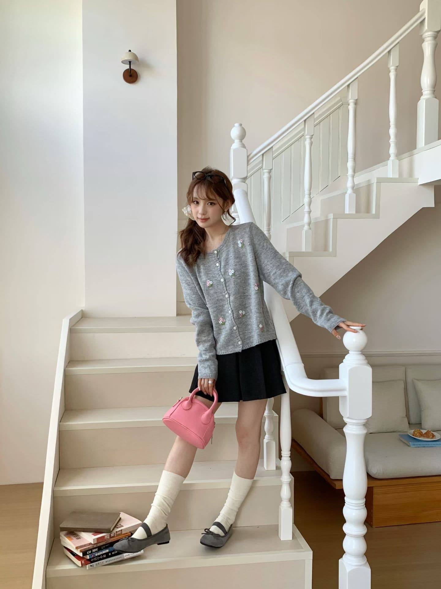작은 꽃 자수 니트 오픈 가디건 여성 라운드 넥 신선함 꽃무늬 와이드 부드러운 찹쌀 기타 색상 스웨터 코트 가을 상세 이미지 3